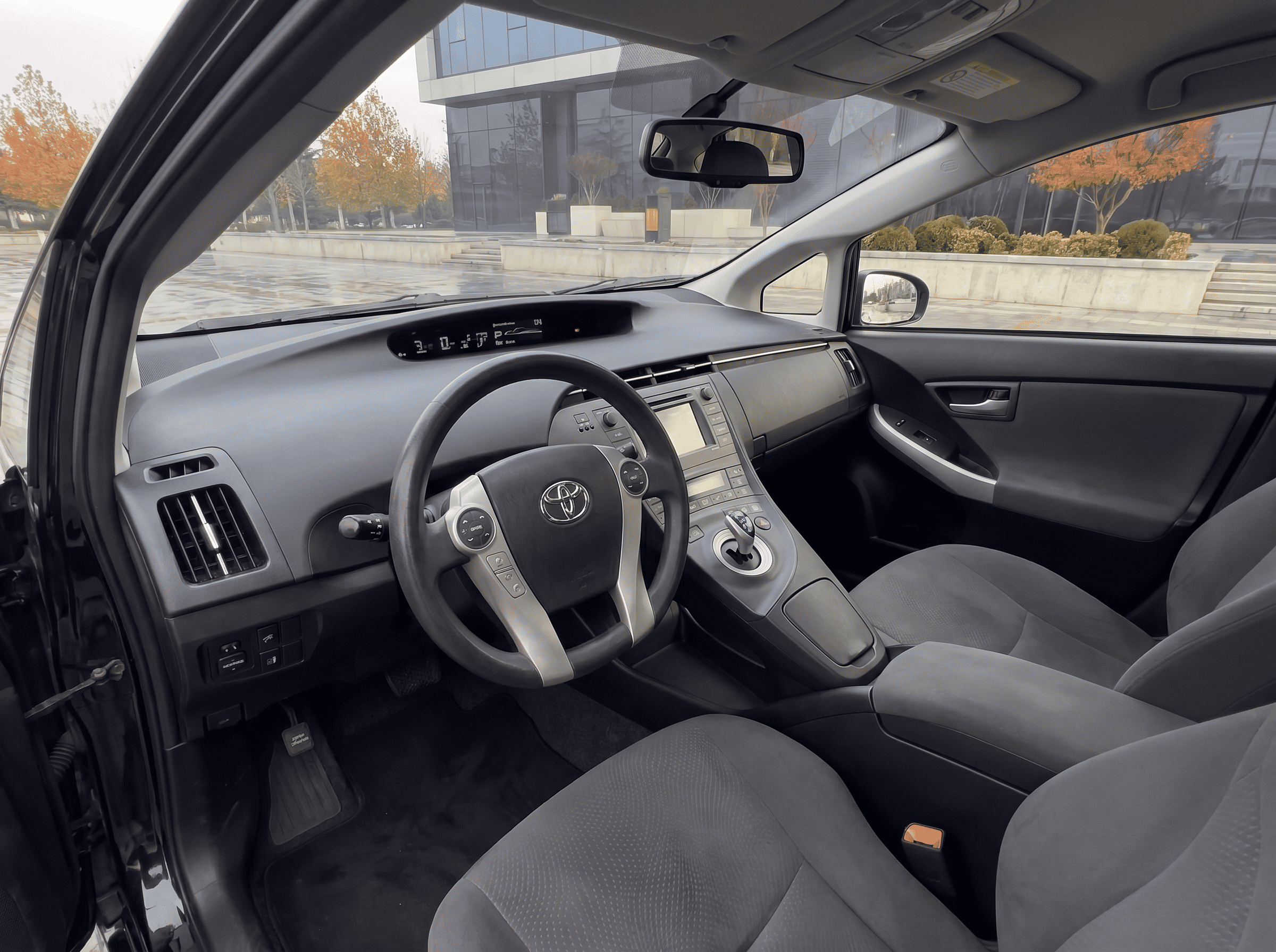 Toyota Prius 30