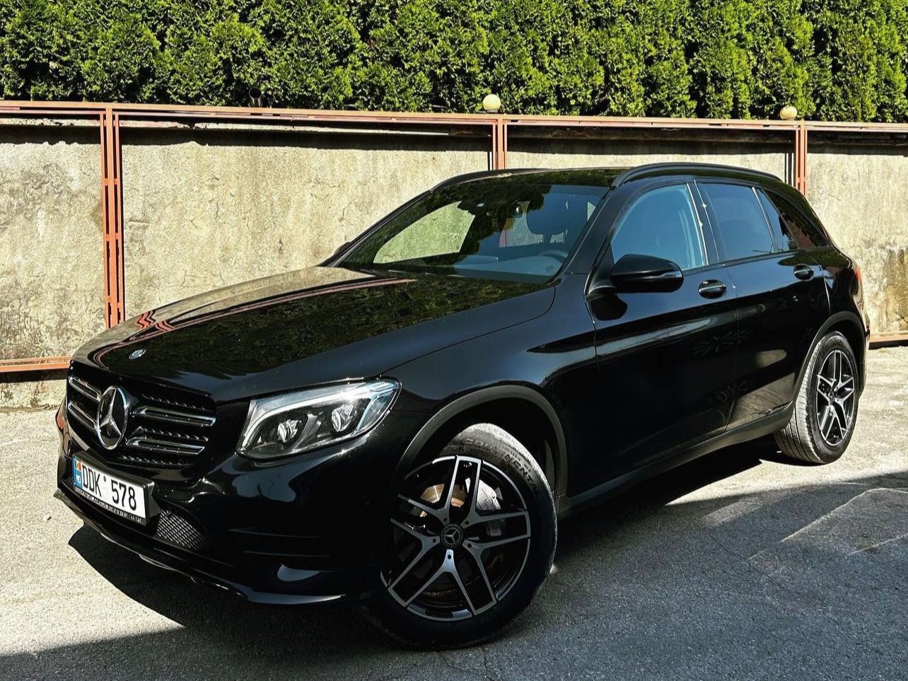 Chirie Mercedes-Benz GLC