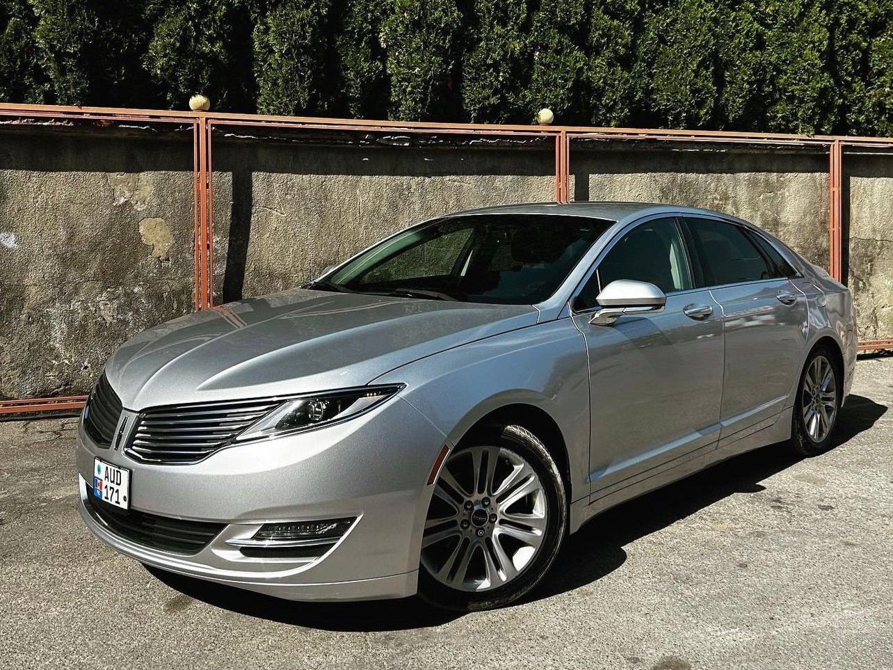 Lincoln MKZ