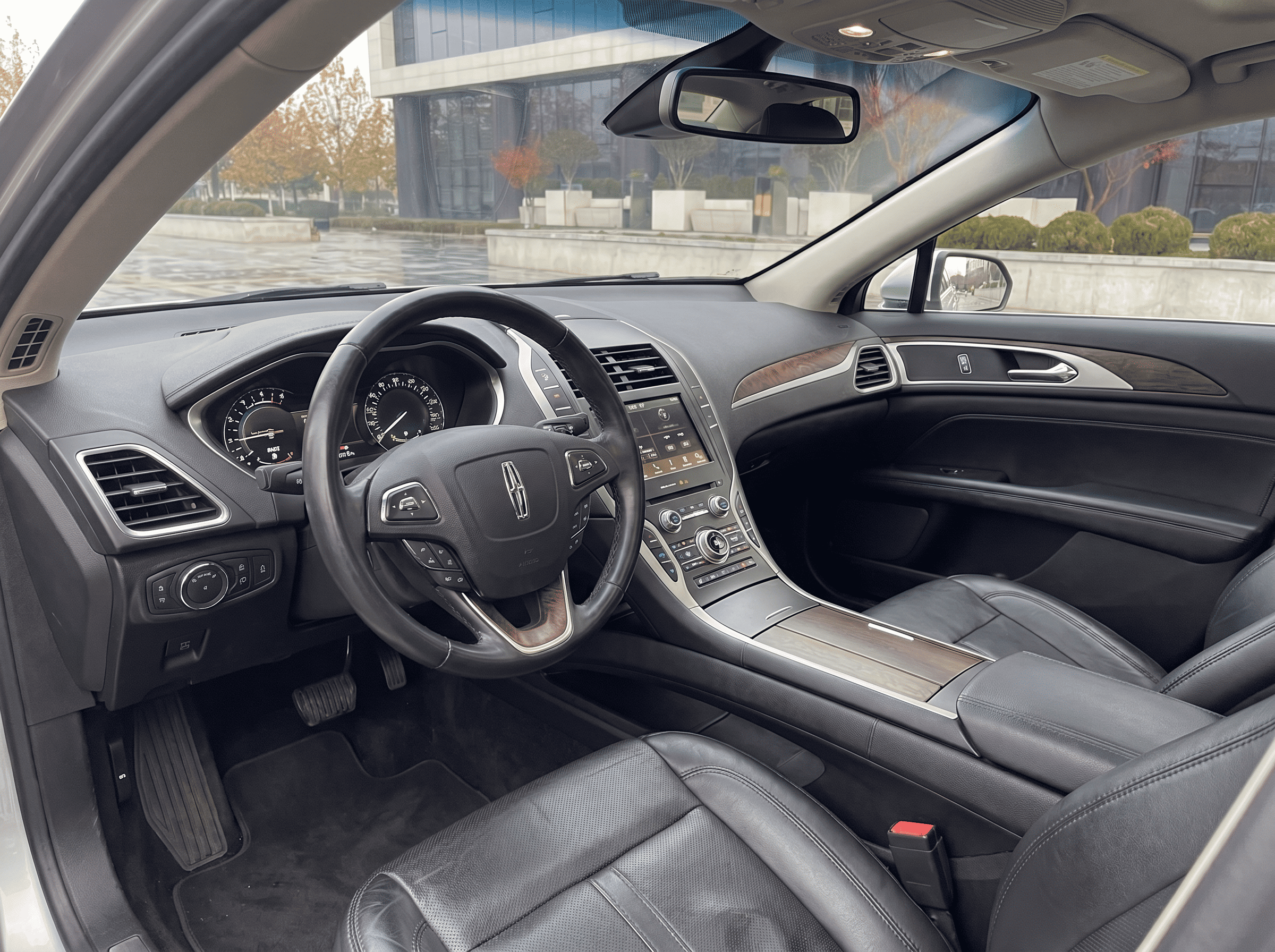 Lincoln MKZ