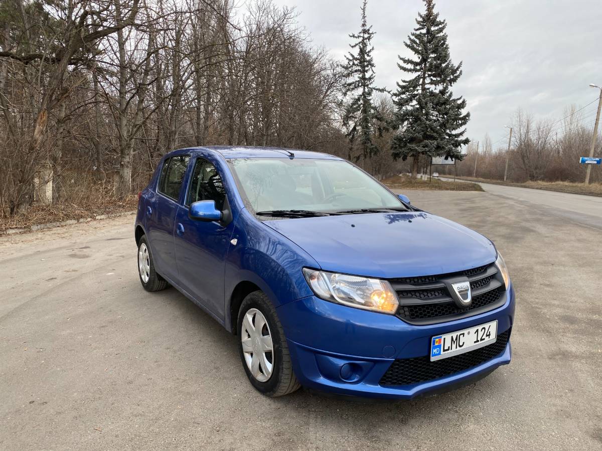 Dacia Sandero 2015
