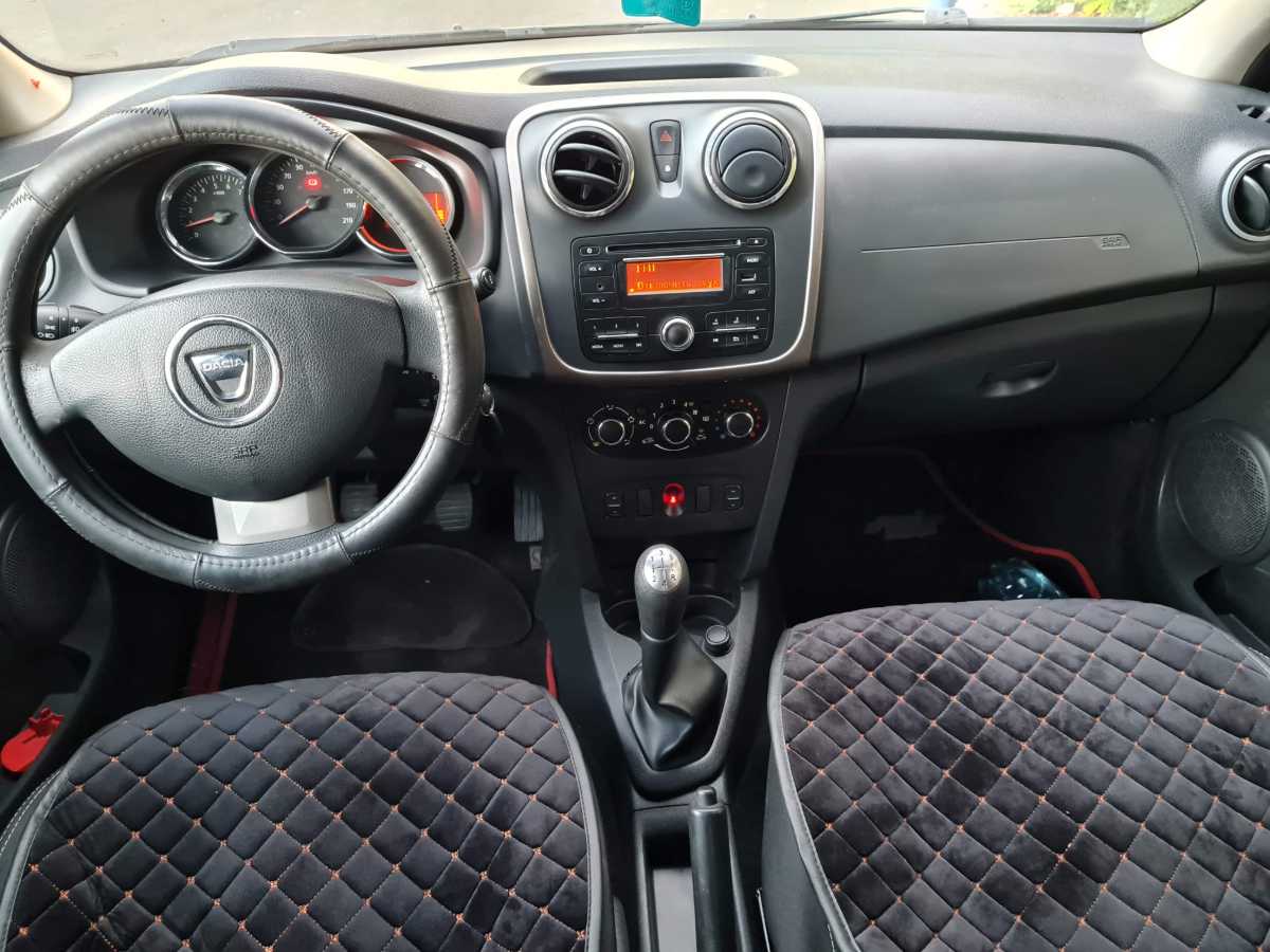Dacia Logan